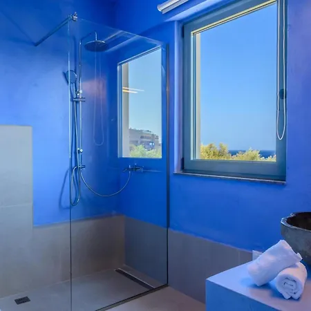 Apartment Roots In Crete