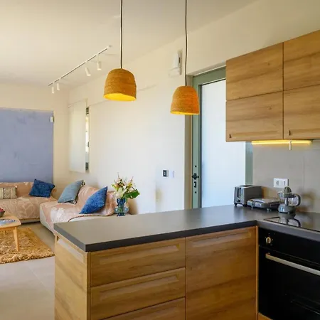 Apartment Roots In Crete