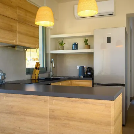 Roots In Crete Apartment